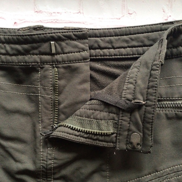 Athleta Gray Athletic Skirt - Size 2 - Picture 7 of 10